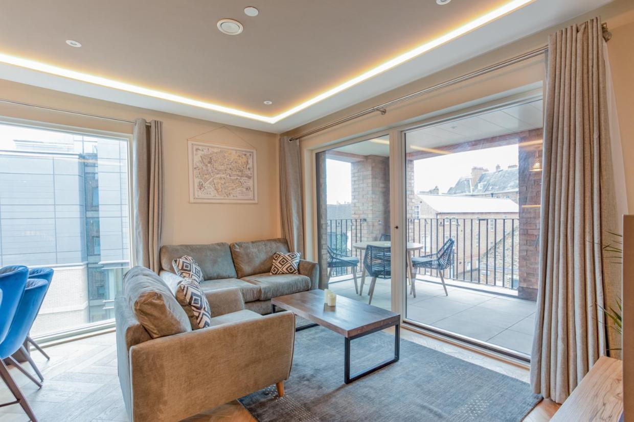 Luxury 2 Bedroom Apartment With Free Parking In The Heart Of York Exterior foto